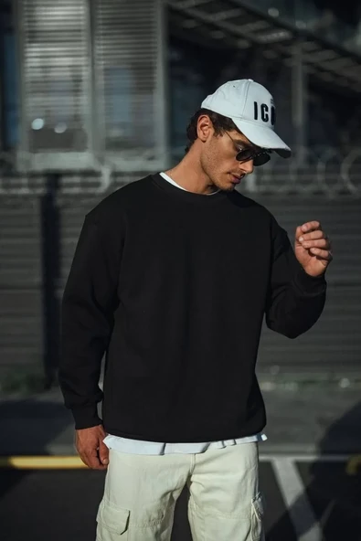 Kışlık Bisiklet Yaka Üç İplik Basic SweatShirt - Siyah 8381540 - Resim 3