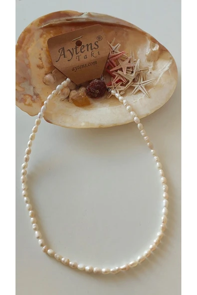 Doğal inci kolye, minimalist zerafetin incisi ürün görseli 1