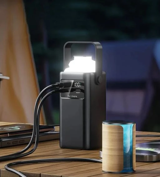 PELL 50.000 mAh 22.5W Hızlı Şarj Destekli Kamp Lambalı Powerbank (Siyah) ürün görseli 1