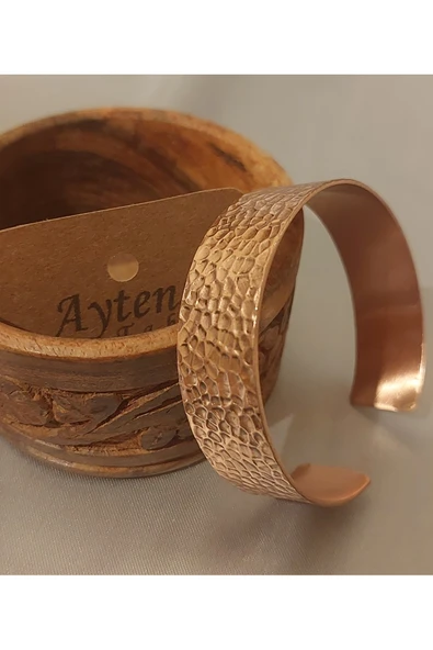 El Yapımı Saf Bakır Bileklik - Çekiç Desenli, Unisex, Şık ve Sağlıklı ürün görseli 1