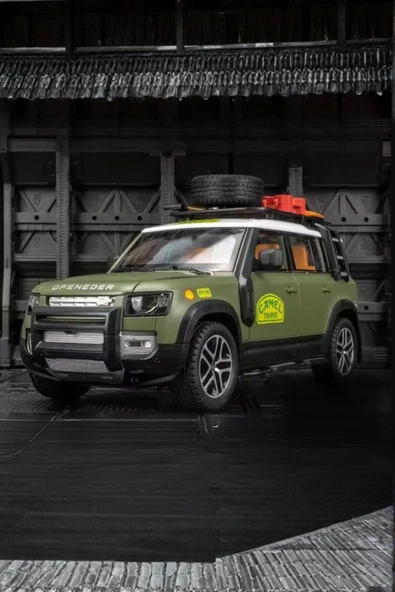 Metal Yeşil Işıklı Sesli 1:22 Ölçek Detaylı Açılır Kapı Land Rover Defender Camel Trophy Model Araba ürün görseli 1