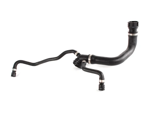 BMW X5  4.4 i / 4.6 i E53 00 / 03 MODEL RADYATÖR ÜST HORTUMU 11531439120 ürün görseli 1