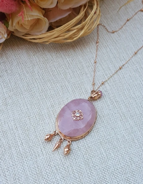 Pembe Kuvars Taşlı El Yapımı Gümüş Kolye ürün görseli 1