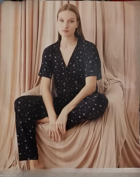 Pijamoni Kadın Viskon Boydan Düğmeli Slim Fit Kısa Kol İnce Pijama Takımı 7510/3 - 1 Adet  XL Siyah ürün görseli 1