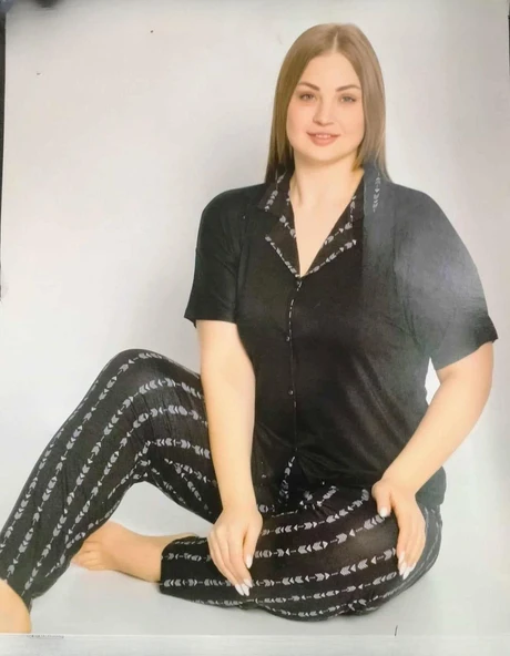 Pijamoni Kadın Viskon Büyük Beden Kısa Kol Boydan Düğmeli İnce Pijama Takımı 7550/1 - 1 Adet  4XL Siyah ürün görseli 1