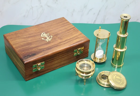 Ahşap Kutulu Dürbün, Kum Saati, Büyüteç, Pusula Seti ürün görseli 1