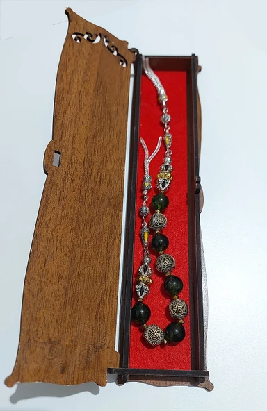 Usta İşi Pirinç İşlemeli ve Doğal Taşlı Zamak Zaza Tesbih - Özel Tasarım Zebercet Taşı (Peridot) ürün görseli 1