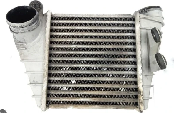 TURBO RADYATORU (INTERCOOLER) VOLKSWAGEN GOLF IV (1J1) 1.8 T 1997-2005 ürün görseli 1