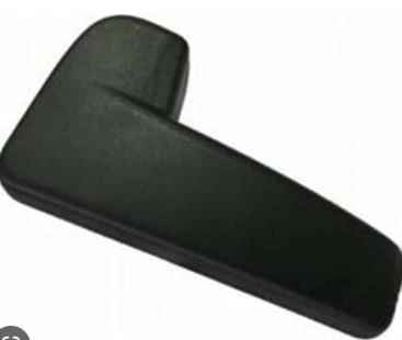MOTOR KAPUT ACMA KOLU ALT PLASTIGI CRAFTER/ GOLF VII PUGA ürün görseli 1