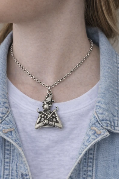 Medieval Jester – Ortaçağ Soytarısı Figürlü Gümüş Renk Unisex Kolye ürün görseli 1