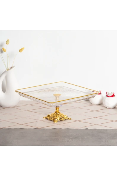 Elta Collection Paşabahçe Kristal Metal Ayaklı Yaldızlı Kare Pasta Sunumluk Yılbaşı Özel ürün görseli 1