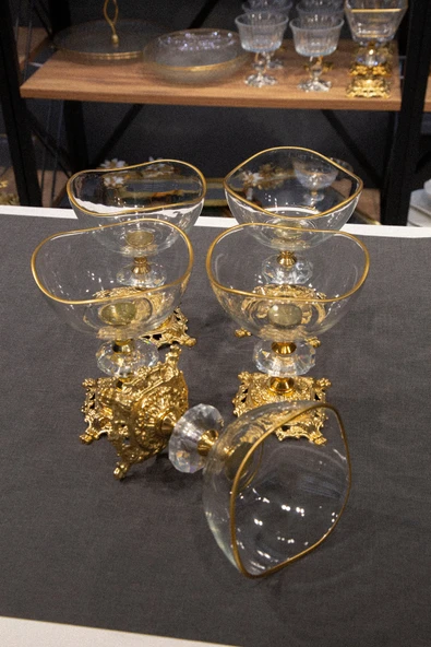 Elta Collection METAL AYAKLI VİRA GOLD DETAYLI SÜTLÜ TATLI KASESİ - DONDURMALIK - ÇEREZLİK 6 LI ürün görseli 1