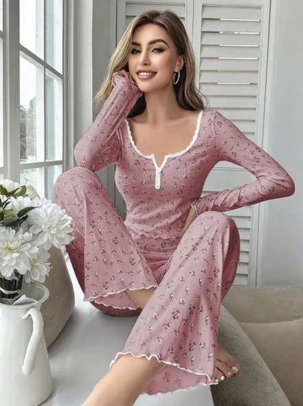 Kadın Çiçek Desenli Yumuşak Pamuklu Uzun Pijama Takımı 5132 ürün görseli 1