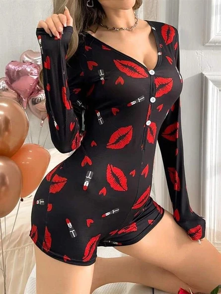 Arias Closet Pamuklu Kırmızı Ruj ve Öpücük Desenli Düğmeli Uzun Kol Tulum Pijama - Resim 2