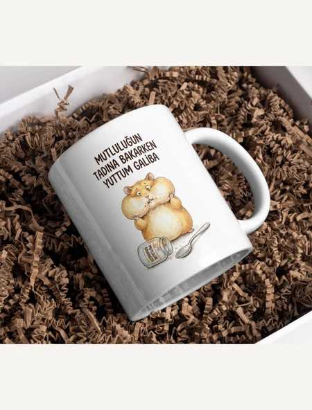 "Mutluluğun Tadına Bakarken Yuttum Galiba" Hamster Kupa ürün görseli 1