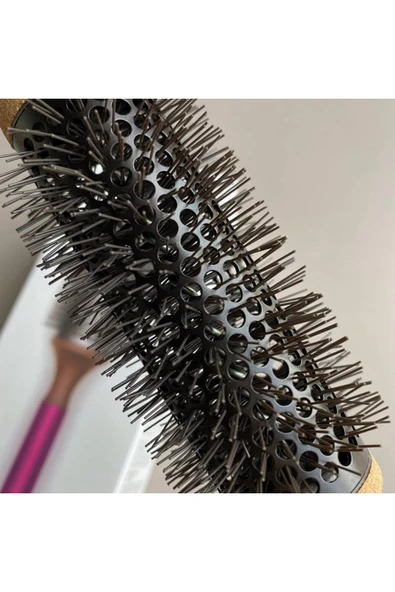 Dyson Metal Fön Fırçası - Resim 4