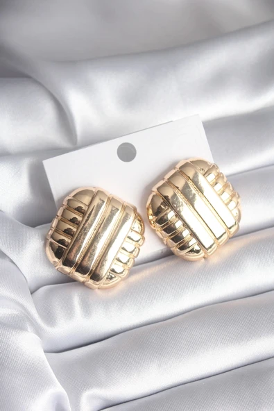 Pirinç Gold Renk İşleme Detay Kadın Küpe ürün görseli 1