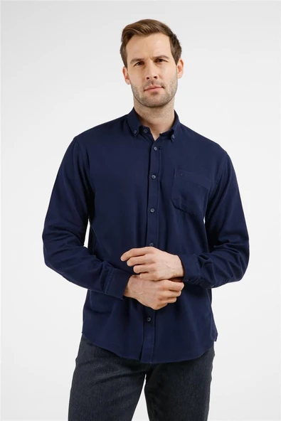 Lacivert Düğmeli Yaka Cepli Uzun Kol Slim Fit %100 Pamuk Gömlek 1004255213 ürün görseli 1