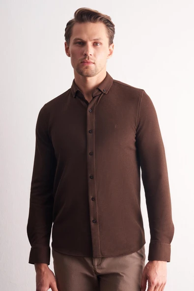Kahverengi Uzun Kol Düğmeli Yaka Kendinden Desenli Pamuklu Slim Fit Gömlek 1004255267 ürün görseli 1