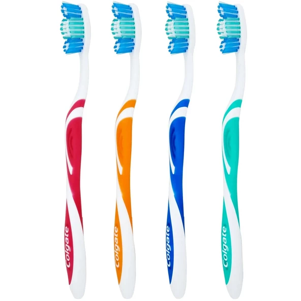 Colgate Üçlü Etki Orta Diş Fırçası ürün görseli 1