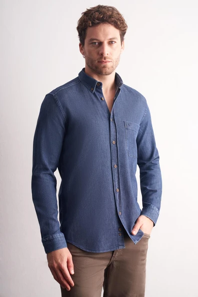 Lacivert-Beyaz Uzun Kol Düğmeli Yaka Kendinden Desenli %100 Pamuk Slim Fit Gömlek 1004255199 ürün görseli 1