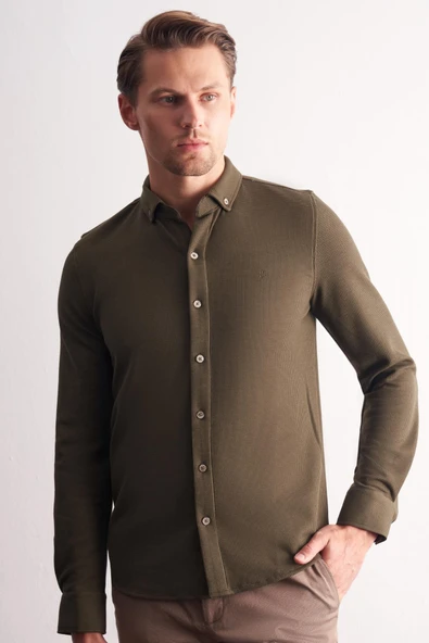 Haki Uzun Kol Düğmeli Yaka Kendinden Desenli Pamuklu Slim Fit Gömlek 1004255267 ürün görseli 1