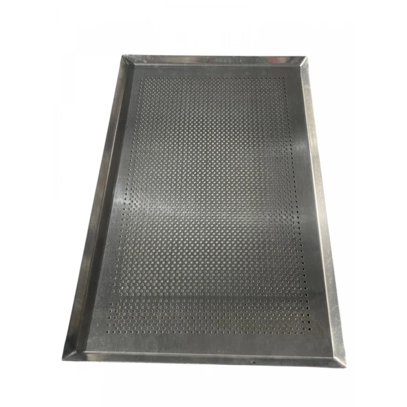 Alüminyum İtalyan Açılı (45°) Düz Delikli Tava 40x60x1 CM ürün görseli 1