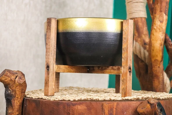 Bitki Tasarımı Ev Dekorasyon Gold Şeritli Siyah Aranjmanlık Sunumluk Bonzai Terracota Toprak Saksı 4 Ayaklı ürün görseli 1