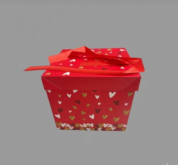 Sevgililer Günü-Kalpli Lüks Karton Hediye Kutusu 15x15cm 1 Adet ürün görseli 1