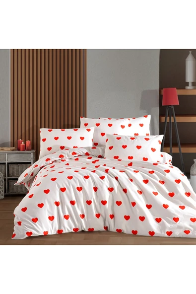 Çift Kişilik Nevresim Takımı Kalpli 200x220cm - 4 Yastık Kılıfı - Lastikli Çarşaflı ürün görseli 1