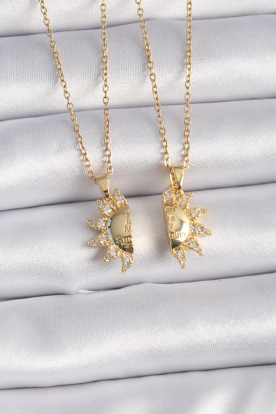 316L Çelik Gold Renk Zirkon Taşlı Güneş Model İşleme Yazı Detay Arkadaş Kolyesi - TJ-BKO9288 ürün görseli 1