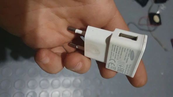 Samsung adaptör ikinci el beyaz - Resim 2