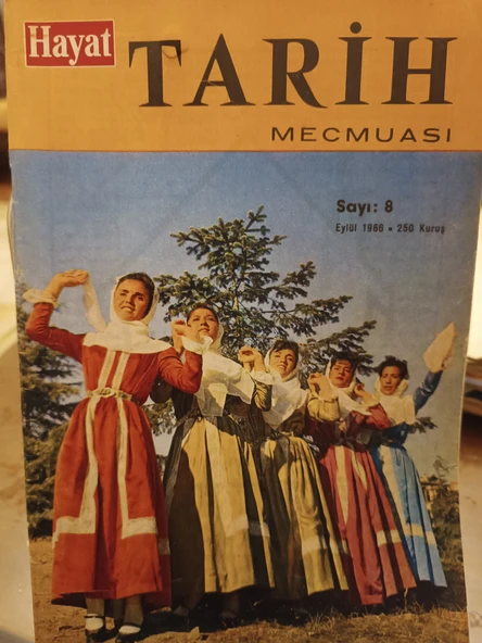 HAYAT TARİH MECMUASI Eylül 1966 Sayı 8 TÜRK MUSİKİSİ TARİHİ NASIL İNCELENİR-DENİZ MÜZESİ ürün görseli 1