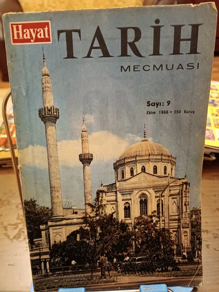 HAYAT TARİH MECMUASI EKİM 1966 SAYI 9 (SEYDİ ALİ REİSİN HATIRALARI - MEHMETÇİK UZAK DOĞUDA - SİNA ÇÖLÜNDE TÜRKLER - MALTA SÜRGÜNLERİ) ürün görseli 1