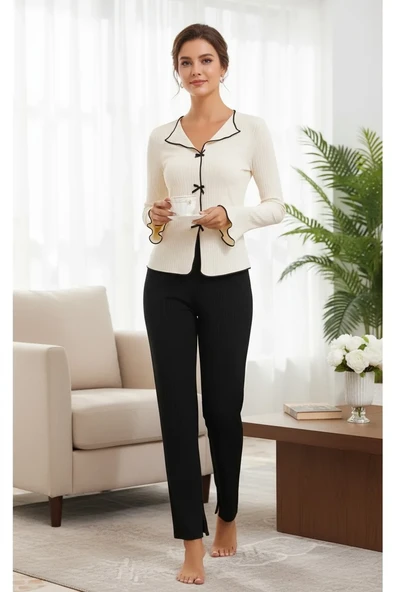 Kadın Fiyonklu Uzun Kollu Ekru Üst Siyah Alt Pijama Takımı ürün görseli 1