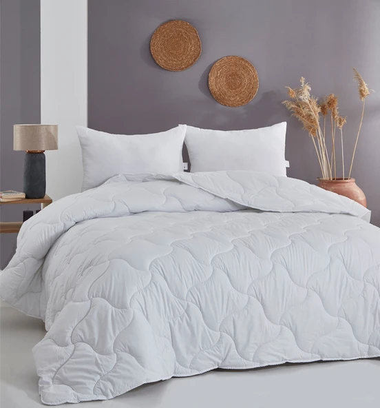 Komfort Home Çift Kişilik Micro Yazlık İnce Hafif Light Yorgan 195x215 Cm ürün görseli 1