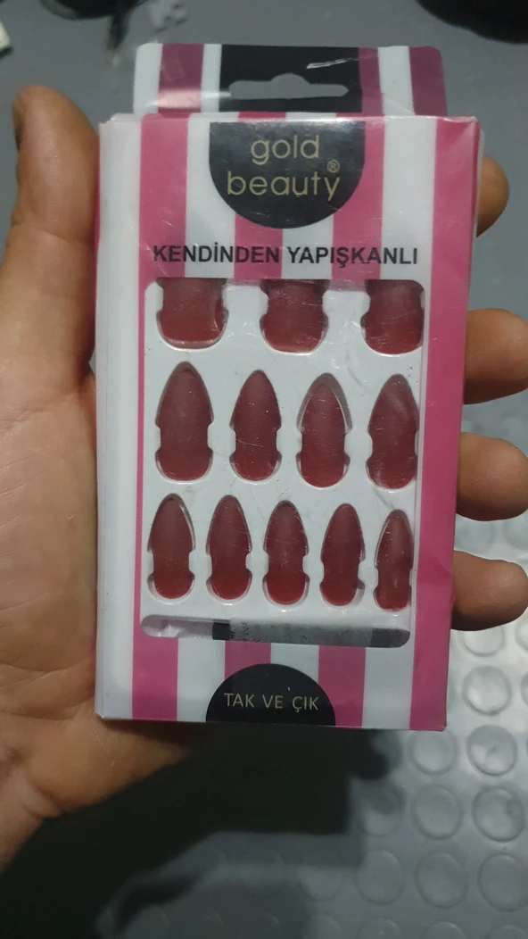 Yapay tırnak yapiskanli siyah hediyeli ürün görseli 1