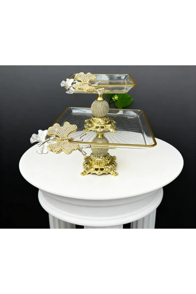 ÇNR Home Collection PAŞABAHÇE 2' li KELEBEKLİ ELMAS KARE DÖKÜM AYAKLI PASTA SUNUMLUK KURABİYELİK ürün görseli 1