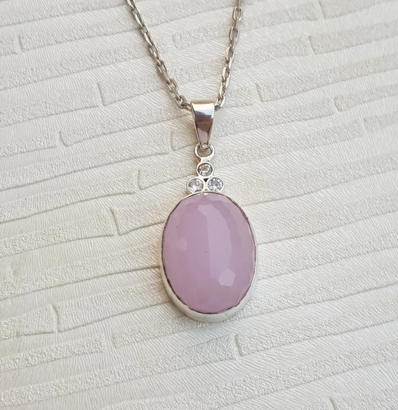Pembe Kuvars Taşlı El İşi Gümüş Kolye ürün görseli 1