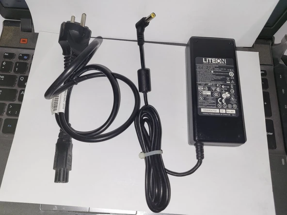 ASUS 90W LİTEON AC PA-1900-04 Standart Uç Laptop Adaptörü 2 EL SORUNSUZ ORJİNAL ürün görseli 1