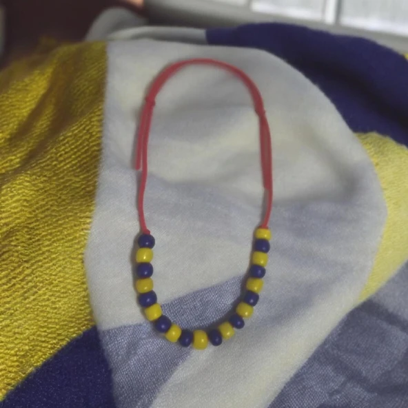 Fenerbahçe Sarı Lacivert Ayarlanabilir Taraftar Bileklik (20 Kum Boncuk) ürün görseli 1