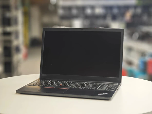 Lenovo Thınkpad E15 Notebook İ5 10210U 8Gb Ddr4 256Gb M2 Ssd 15.6''Fhd Ips B Laptop 2.El ürün görseli 1