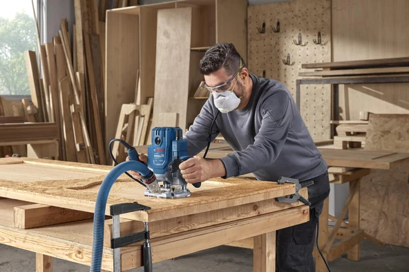 Bosch GOF 20-12 Freze - Resim 3