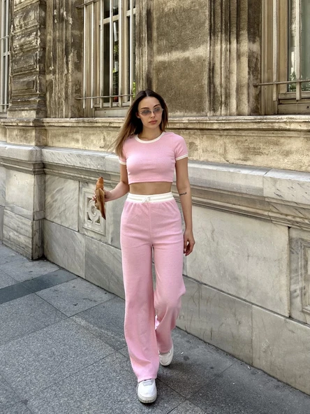 Crop pantolon biyeli takım pembe ürün görseli 1