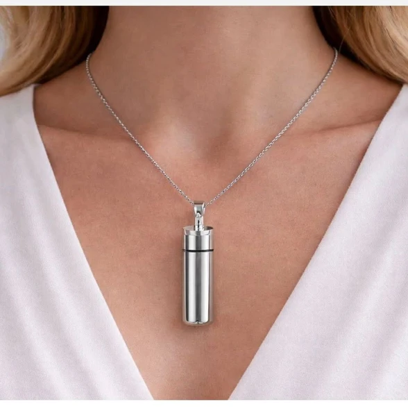 Metal Silindir Kadın Kolye – Açılabilir Kapaklı Minimal Tasarım ürün görseli 1