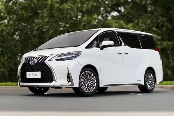 Kutulu Koleksiyon 1 / 24 Ölçek Toyota Lexus LM300h Minivan Beyaz Metal Araba ürün görseli 1