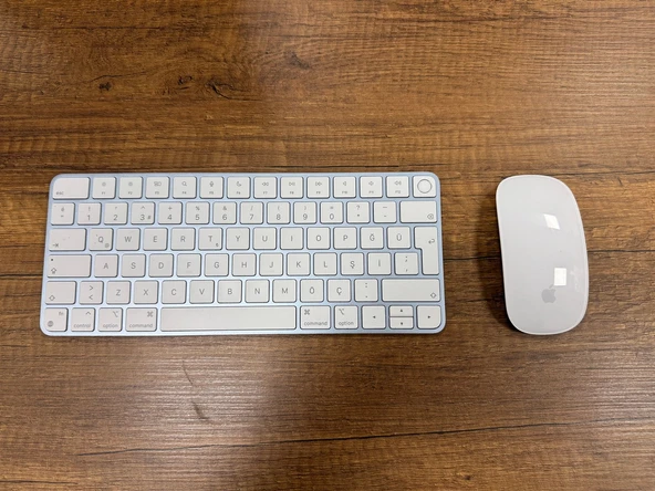 PTTAVM: Apple iMac M3 8GB 256GB 24