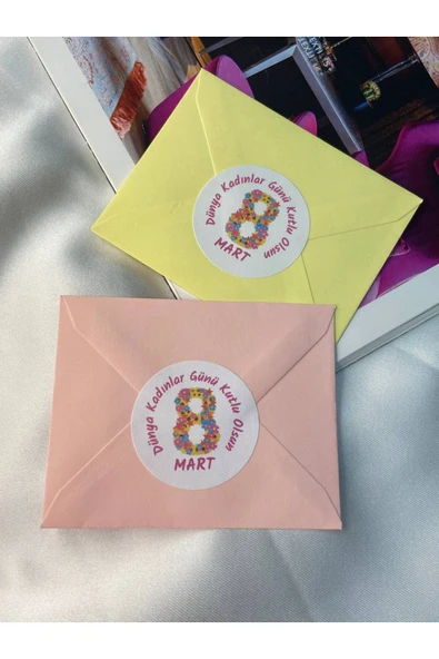 Dünya Kadınlar Günü Kutlu Olsun Etiketi Yuvarlak Mat Çıkartma Round Sticker 4 Cm (40 Adet) ürün görseli 1