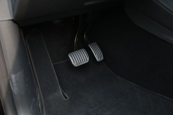 AUTOGP Tesla model y & juniper pedal seti 2017+ - Resim 2