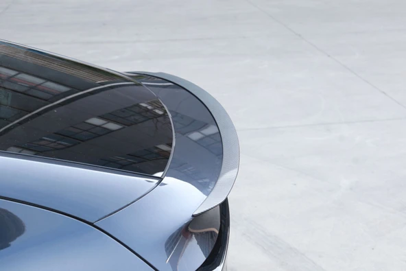 AUTOGP Tesla y juniper bagaj üstü spoiler parlak karbon 2025+ ürün görseli 1